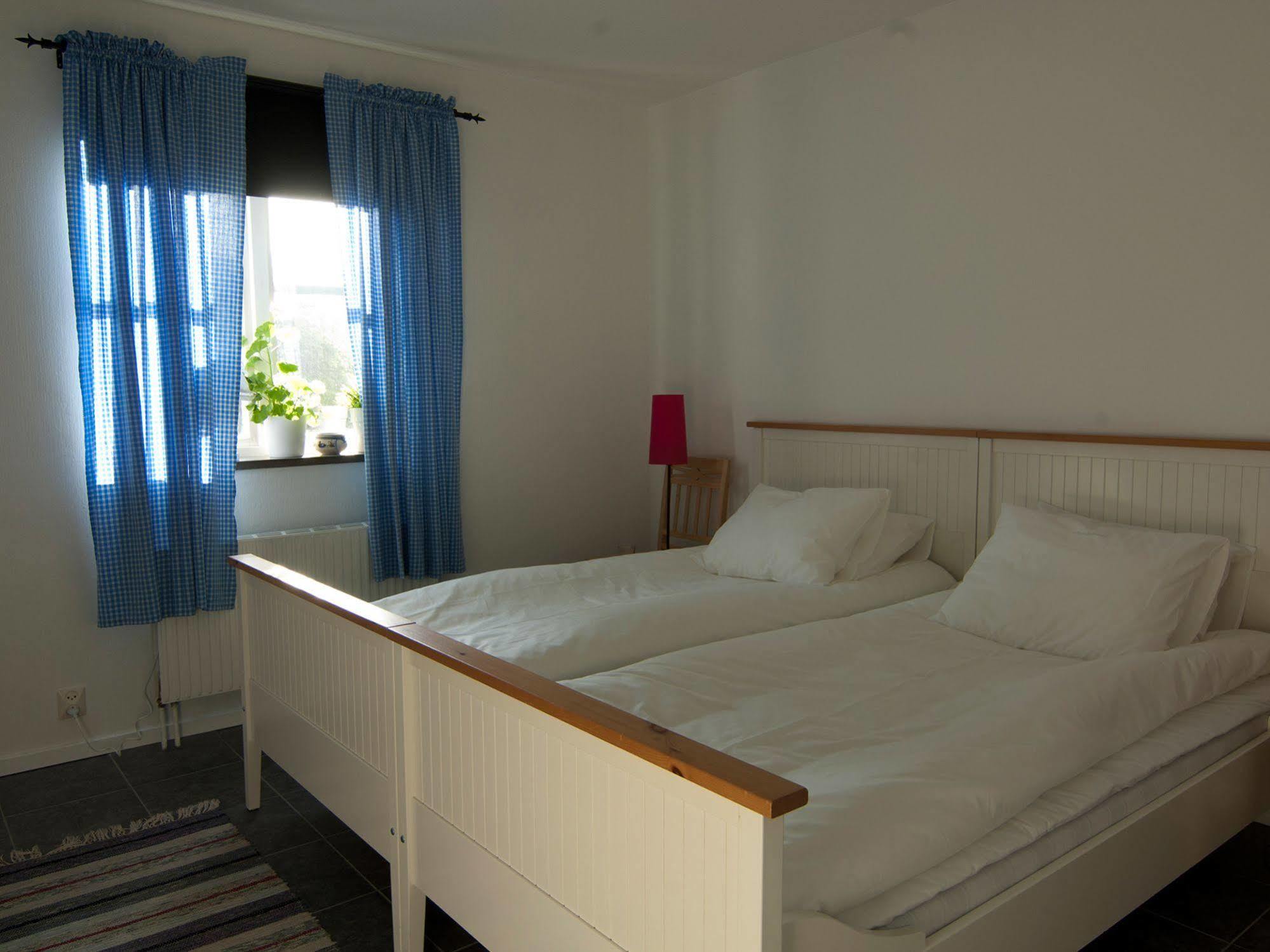 Prostgarden Bed & Breakfast Суне Екстериор снимка