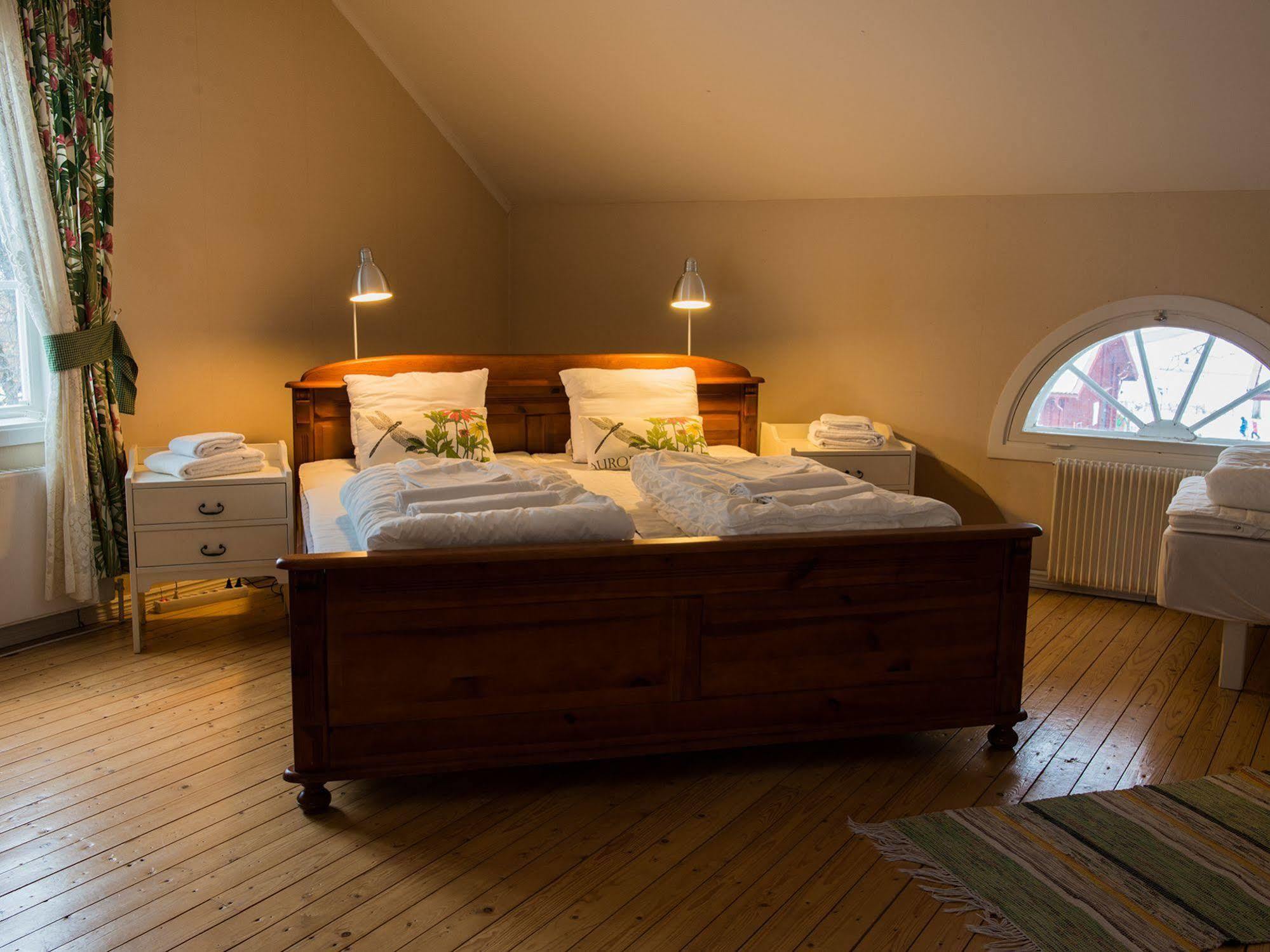 Prostgarden Bed & Breakfast Суне Екстериор снимка